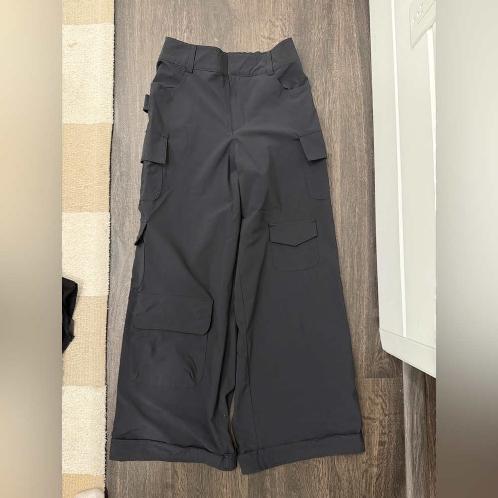 Alo Black Cargo Pants